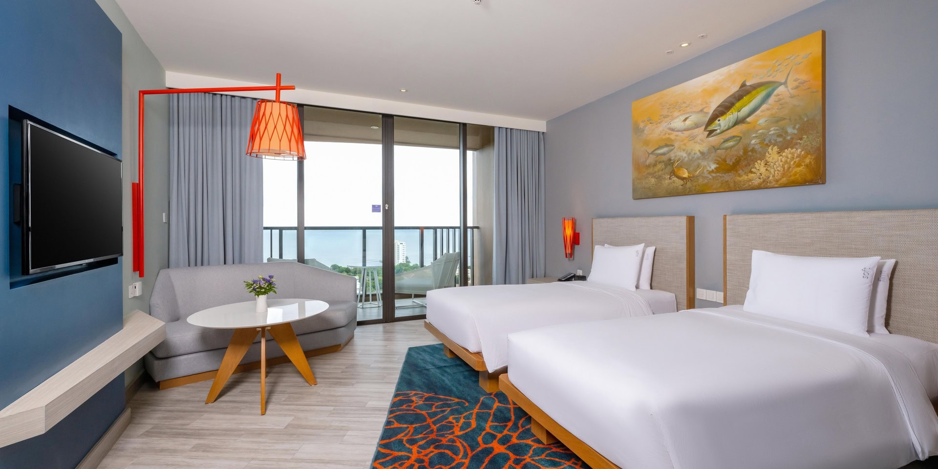 A sea view room at Holiday Inn Vana Nava Hua Hin