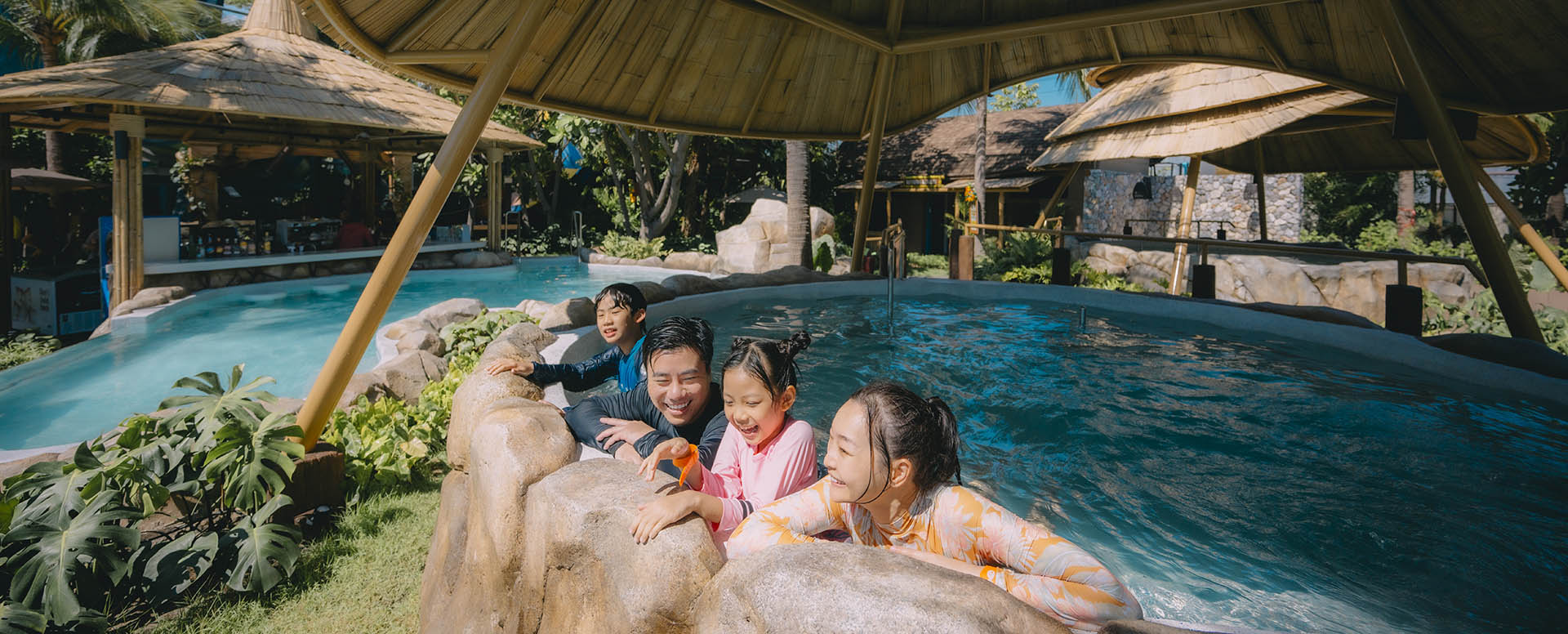 Water park thailand, โรงแรมติดสวนน้ำ, โรงแรมใกล้สวนน้ำ วานา นาวา